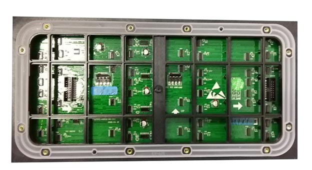 戶(hù)外P5全彩LED顯示屏 戶(hù)外P5全彩LED顯示屏