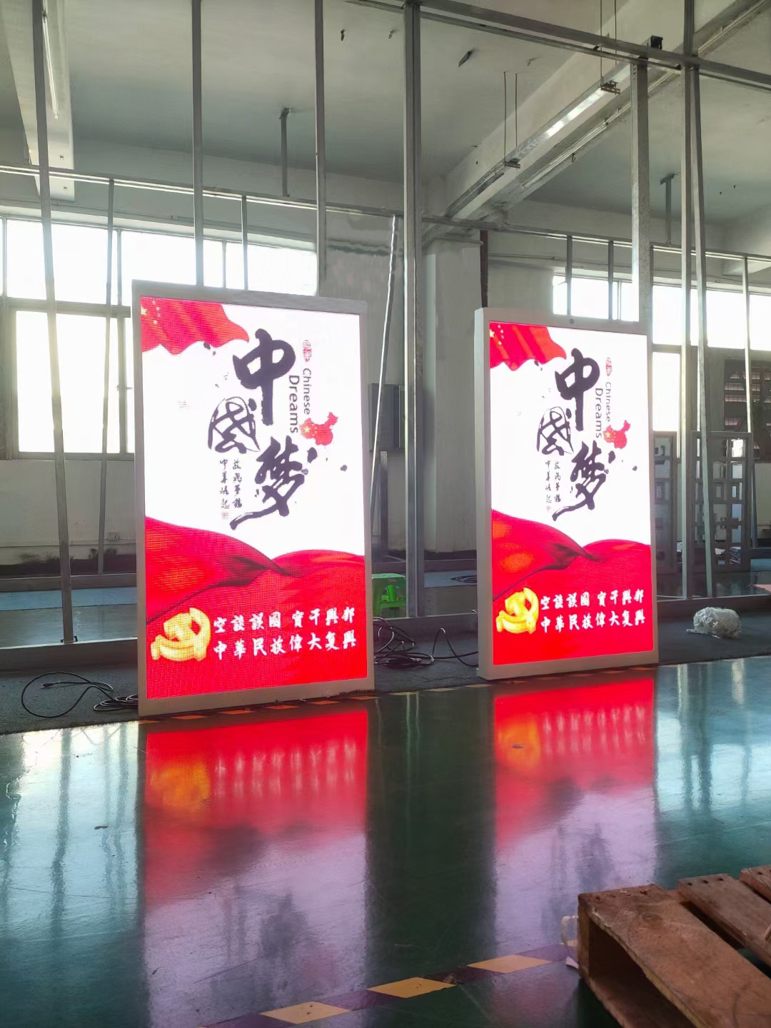 led智慧燈桿屏P4-B led智慧燈桿屏P4-B